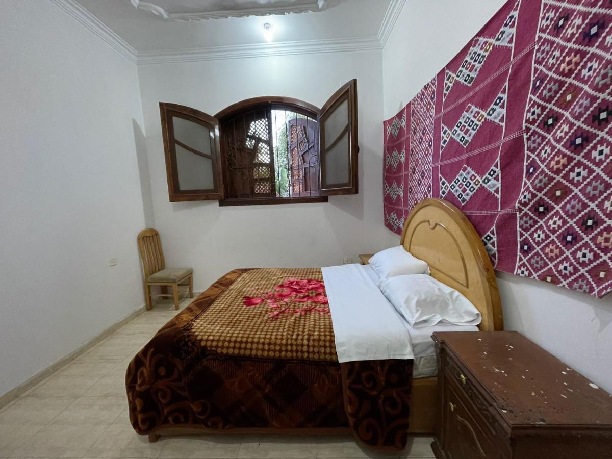 Bob Marley Bed & Breakfast & Restaurant Luxor Exterior foto